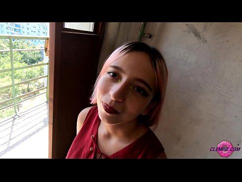 ❤️ Nemandi Sensual sýgur ókunnugan í úthafinu - Ásamt andliti hans ❤️ Frábært klám á is.redgast4asset.ru ❌❤